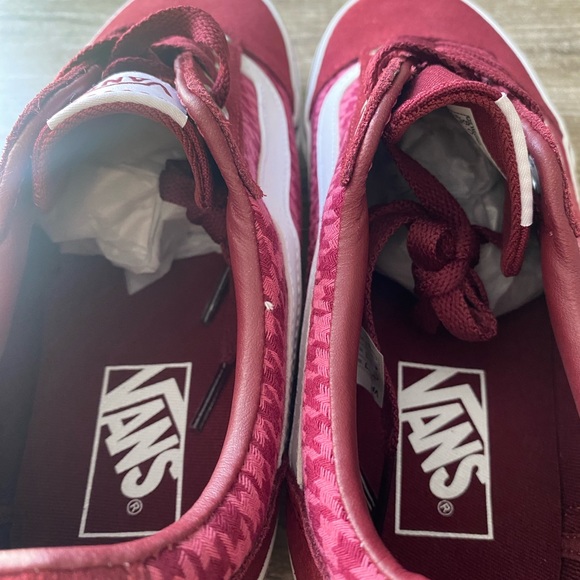 Vans Burgundy Old Skool Canvas Shoe - Picture 3 of 7